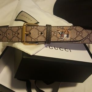 Gucci belt
